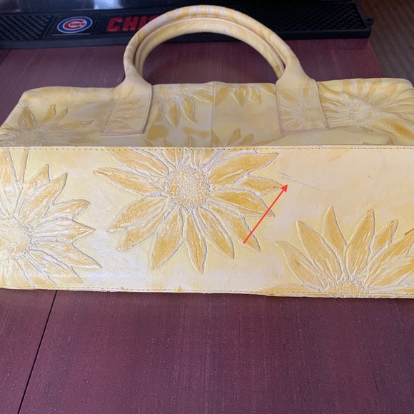 Falor embossed sunflower tote - Picture 6 of 8